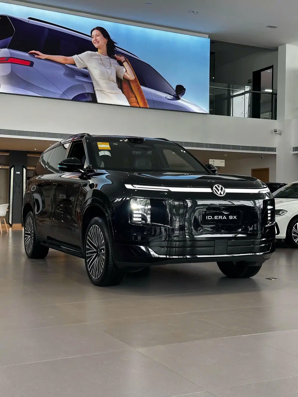 Đánh giá Volkswagen ID. ERA 9X: SUV EREV 6 chỗ có gì đặc biệt?