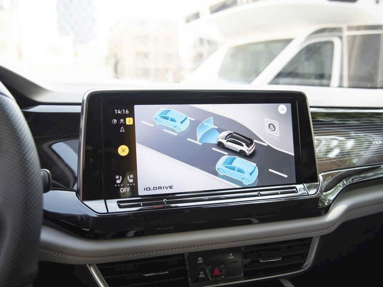 HUD Volkswagen Teramont X