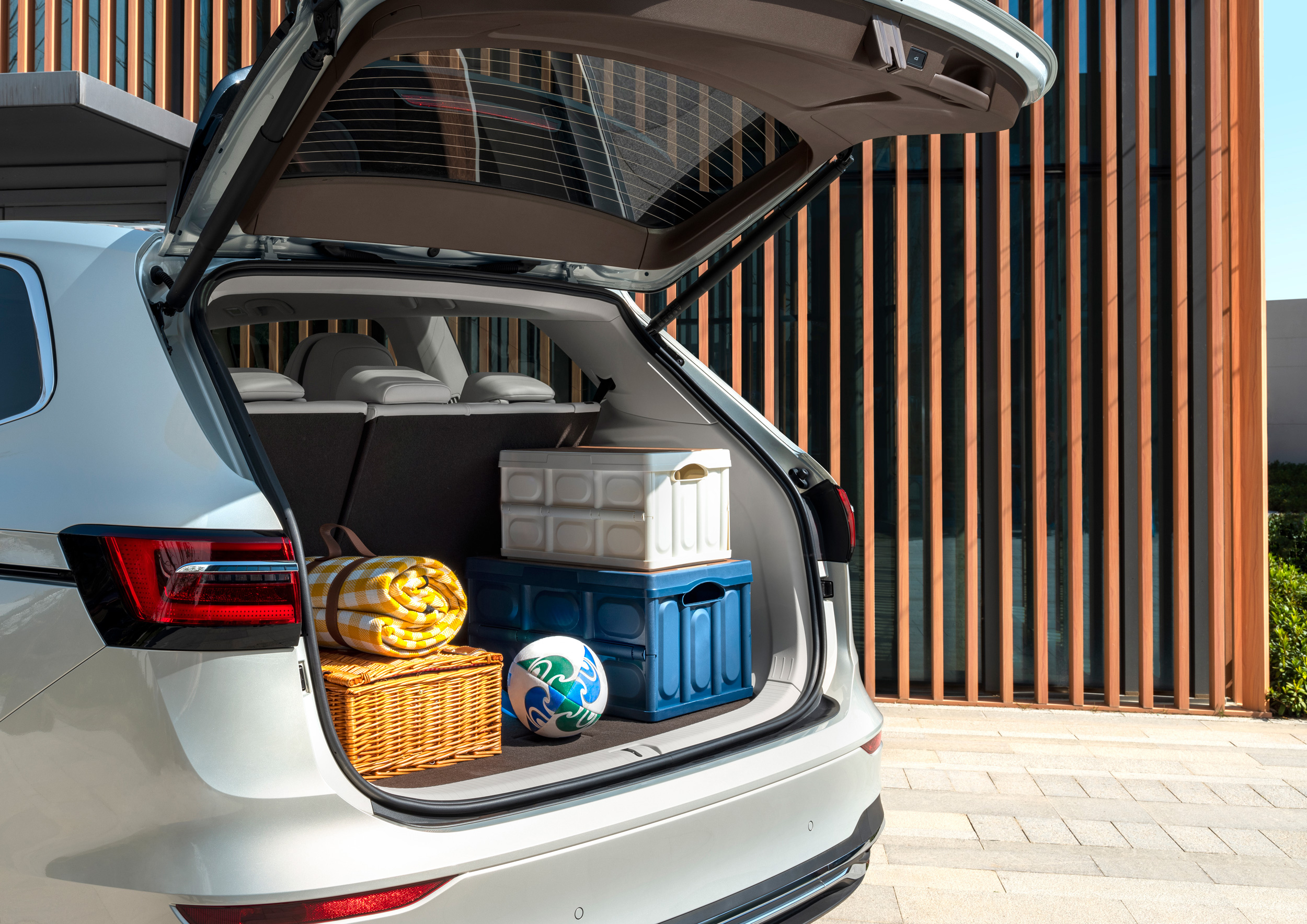 Ngoại thất Volkswagen Viloran 5