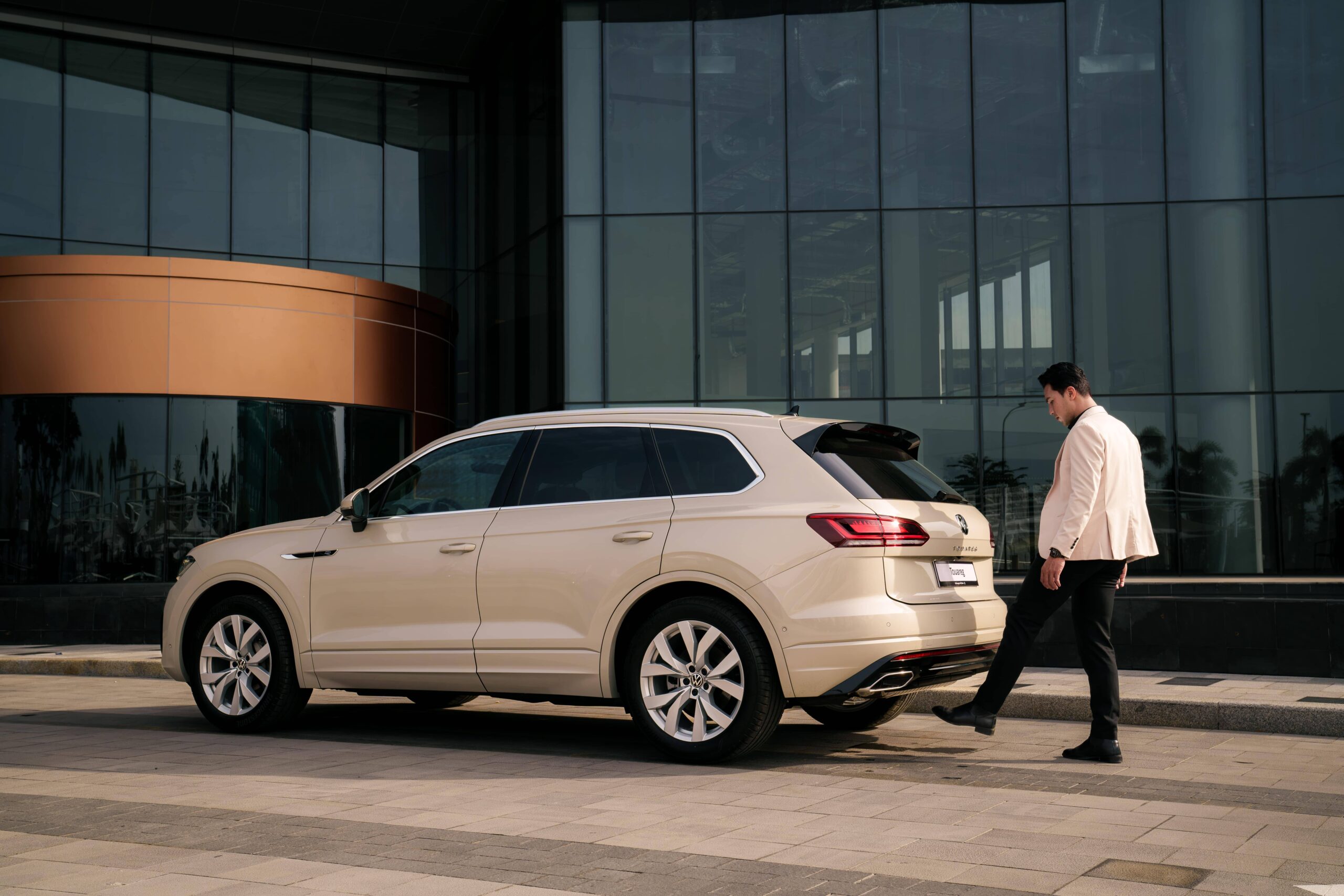 Ngoại thất Volkswagen Touareg 7